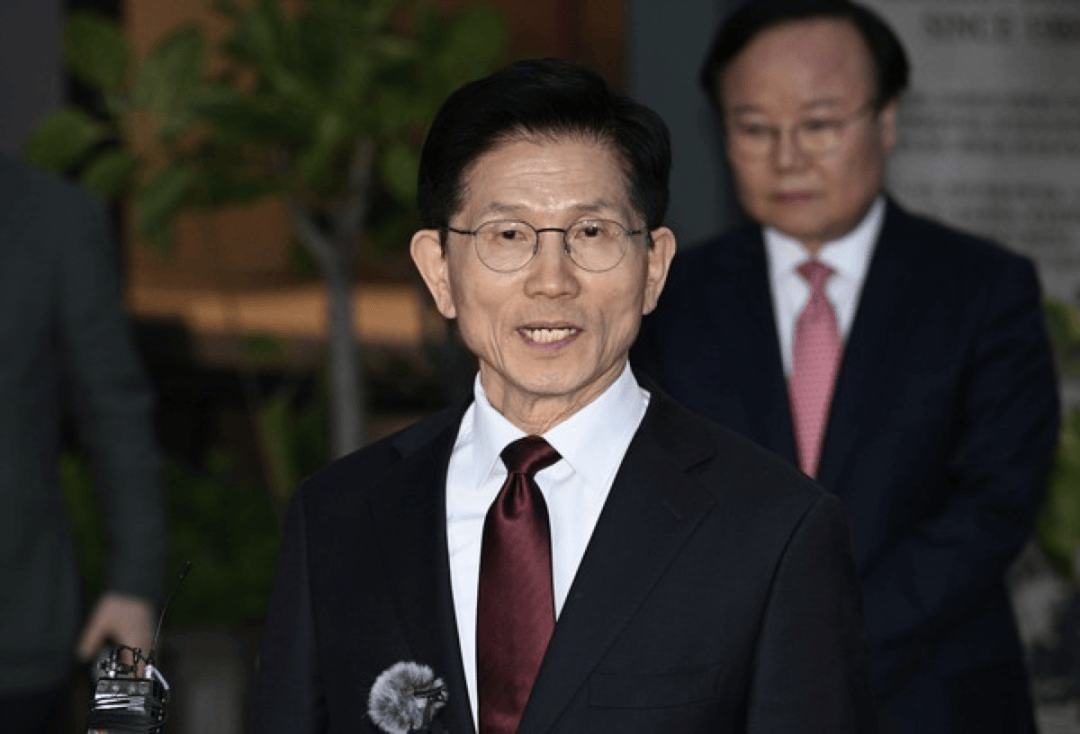 皇冠信用平台出租出售_一波三折皇冠信用平台出租出售!金文洙拿回韩国总统候选人资格