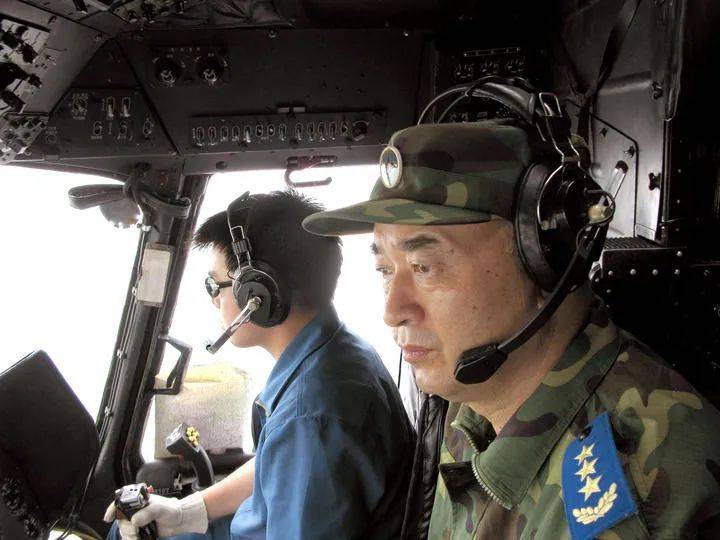 如何代理皇冠信用网_许其亮同志生平照片