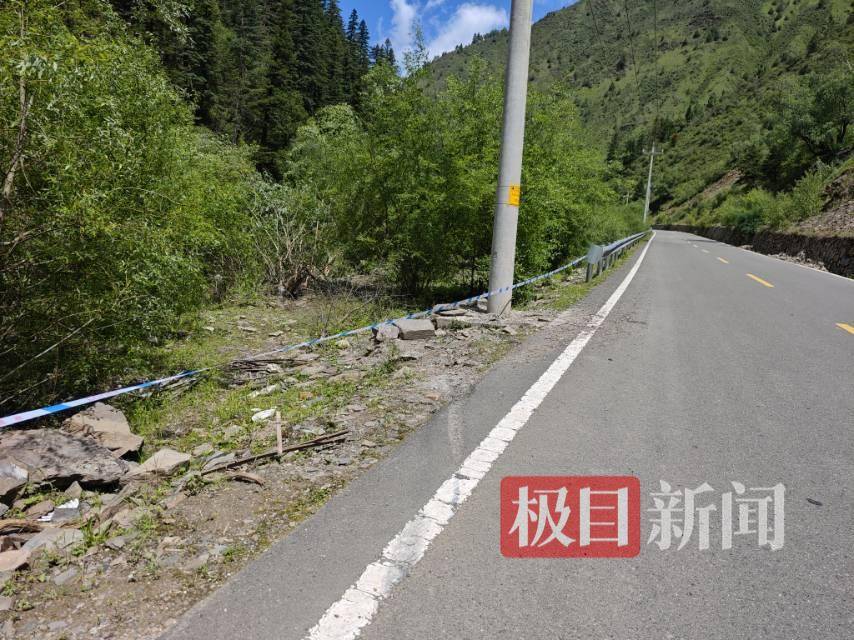 东亚杯为什么只有四国_“阿坝旅游车坠河5人失联”最新进展：在下游20公里处找到1具遗体
