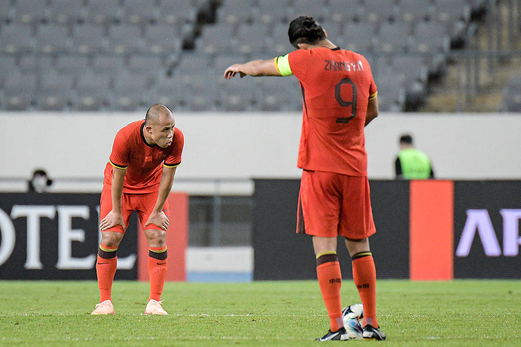 韩国足球联赛_东亚杯-张玉宁失单刀 国足0-2不敌日本遭两连败