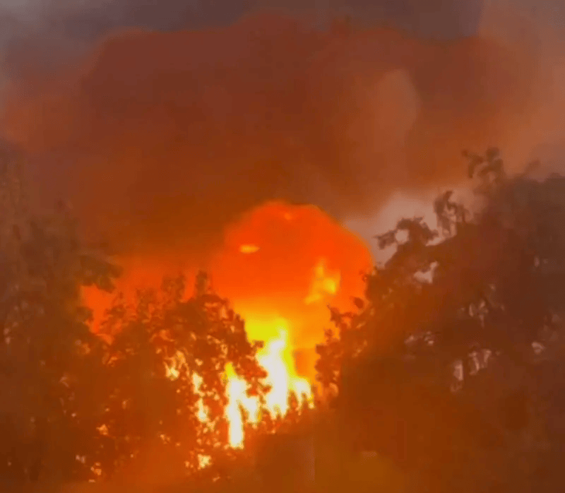 伊朗足球_终于打天然气厂了！美制爱国者全打光伊朗足球，俄军匕首高超弹炸穿储备库