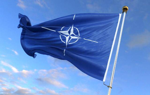 皇冠信用网开户要钱吗_18个月内皇冠信用网开户要钱吗，32国要与中俄同时开战？北约没想到，俄罗斯反应这么大