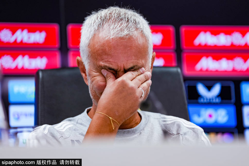 乌米亚vs奥迪沃德_穆里尼奥遭费内巴切解雇：生涯第七次下课背后的故事与影响