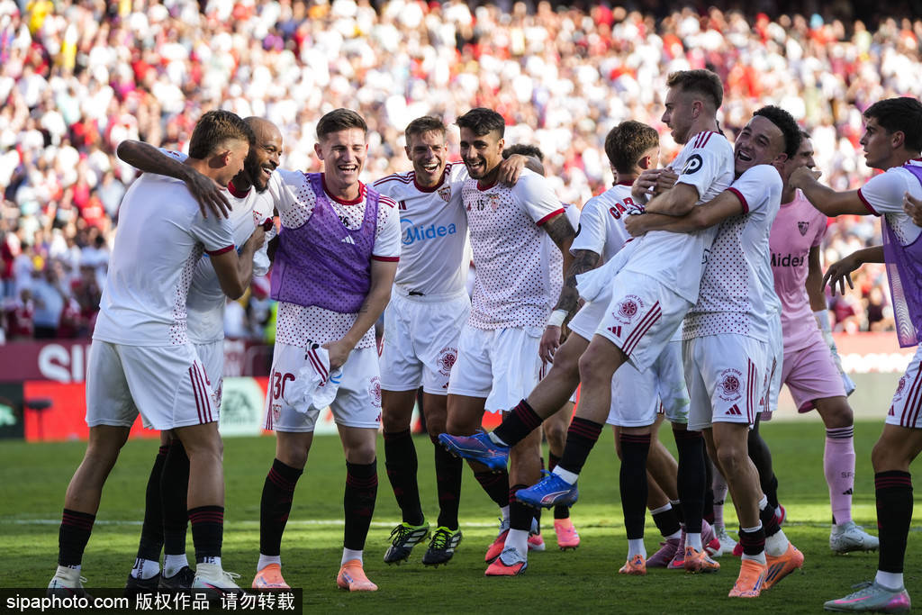 皇冠代理登1租用_西甲-莱万失点桑切斯点射弑旧主 巴萨1-4塞维让出榜首