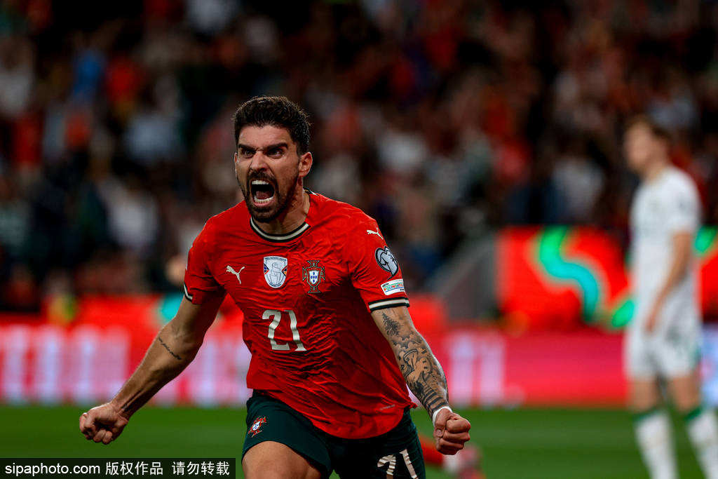 皇冠信用网怎么租_世预赛-C罗中框+失点内维斯补时绝杀 葡萄牙1-0夺三连胜