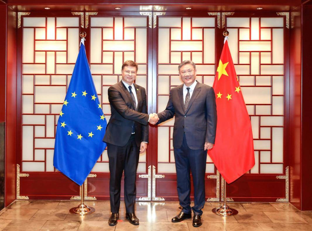 介绍个信用网网址_荷兰和欧盟轮番上阵介绍个信用网网址，中欧通话两小时，要求中国恢复芯片和稀土供应，中方态度强硬