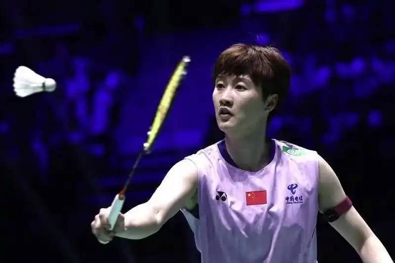 皇冠信用盘_羽毛球法国公开赛｜这才是真实的陈雨菲 力克山口茜进四强