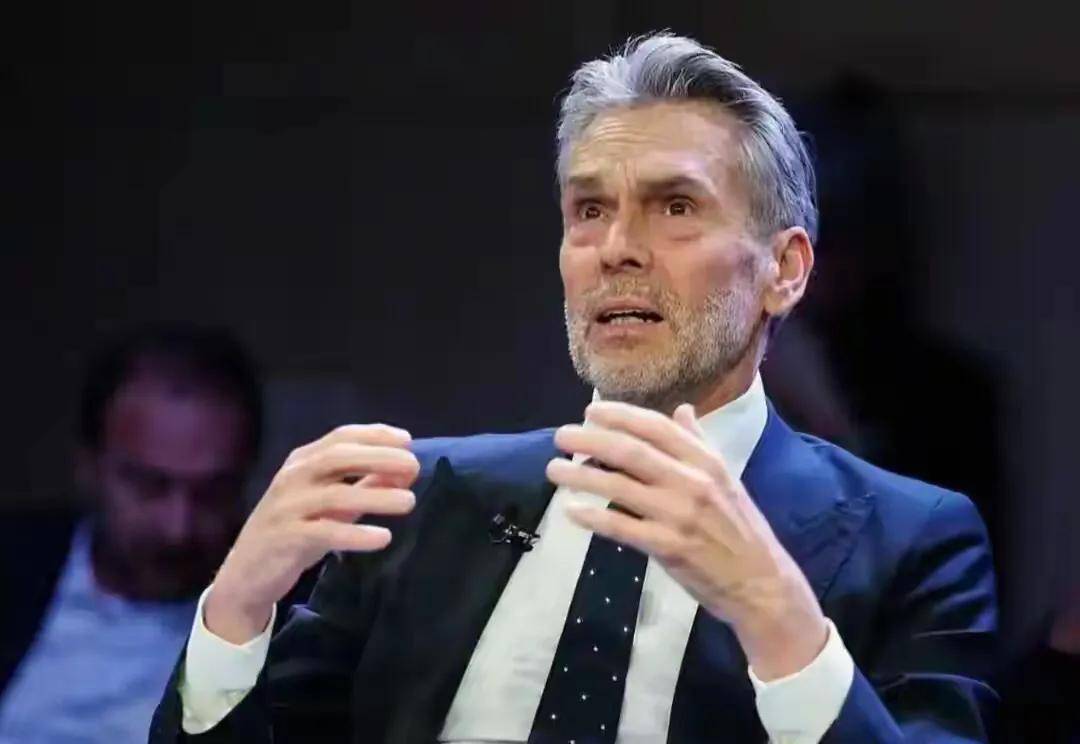 查尔顿 vs 西布朗_欧盟默许荷兰夺股权查尔顿 vs 西布朗，中国不答应！终于下了最后通牒，荷方承担全责