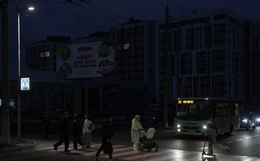 皇冠信用开号_乌克兰全黑了！核打击前最后警告皇冠信用开号，俄军发射13枚“全球禁止”导弹