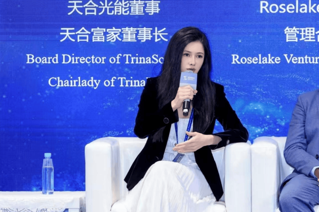 皇冠体育App下载
_属实!霸王茶姬创始人张俊杰皇冠体育App下载
,将迎娶天合光能联席董事长高海纯