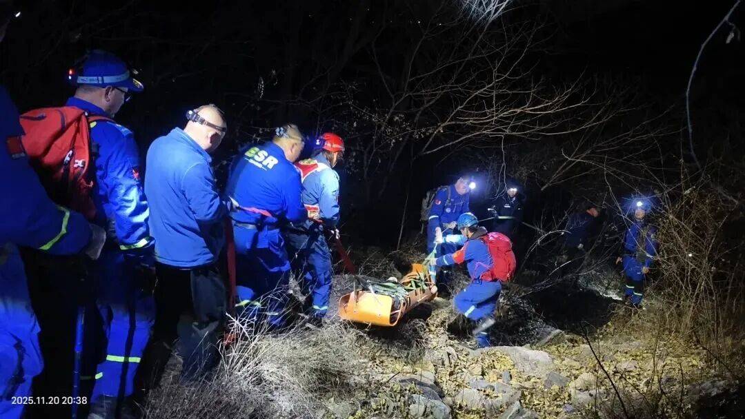 皇冠信用网如何注册_痛心！北京一37岁男子独自爬野山皇冠信用网如何注册，疑似突发疾病，不幸遇难