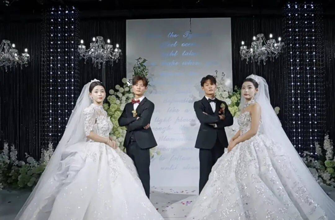 皇冠信用網足球代理_河南双胞胎兄弟同天迎娶双胞胎姐妹皇冠信用網足球代理，网友：复制粘贴的幸福