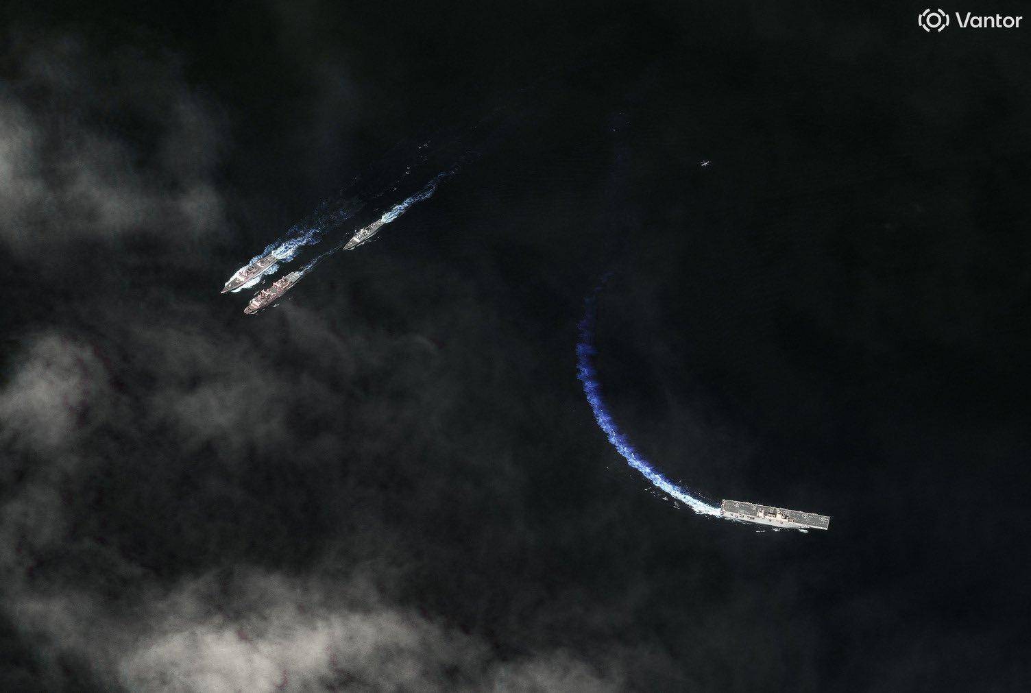 ‌法国世界杯足球_直-20T都拍到了！美国卫星秀精度‌法国世界杯足球，监视中国075舰，7万吨直奔澳洲