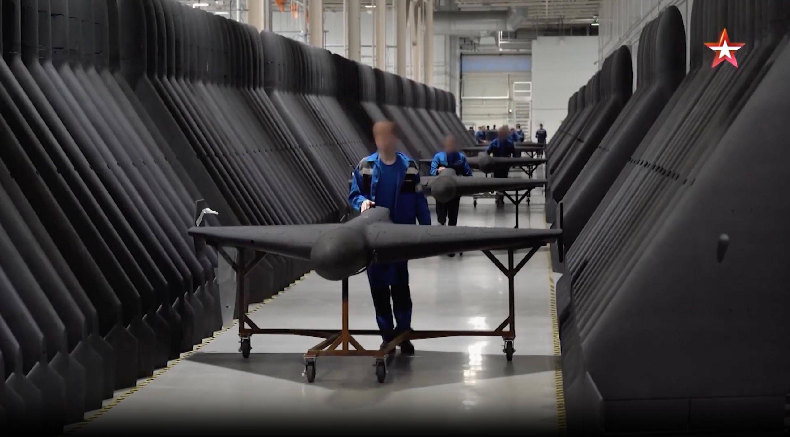 皇冠信用网足球代理
_乌克兰捅的窟窿实在太大了皇冠信用网足球代理
,俄连炸两周,还有导弹顶在北约脑门上