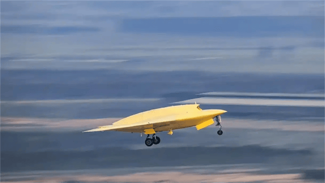 皇冠信用盘网址_美航母千里驰援日本？央视主动曝光彩虹7皇冠信用盘网址，突防效果超B2