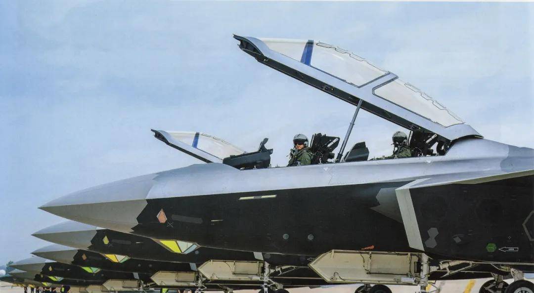 皇冠会员如何申请_中航官宣:歼-20S具备对地、对海打击能力皇冠会员如何申请,可与无人机协同作战!