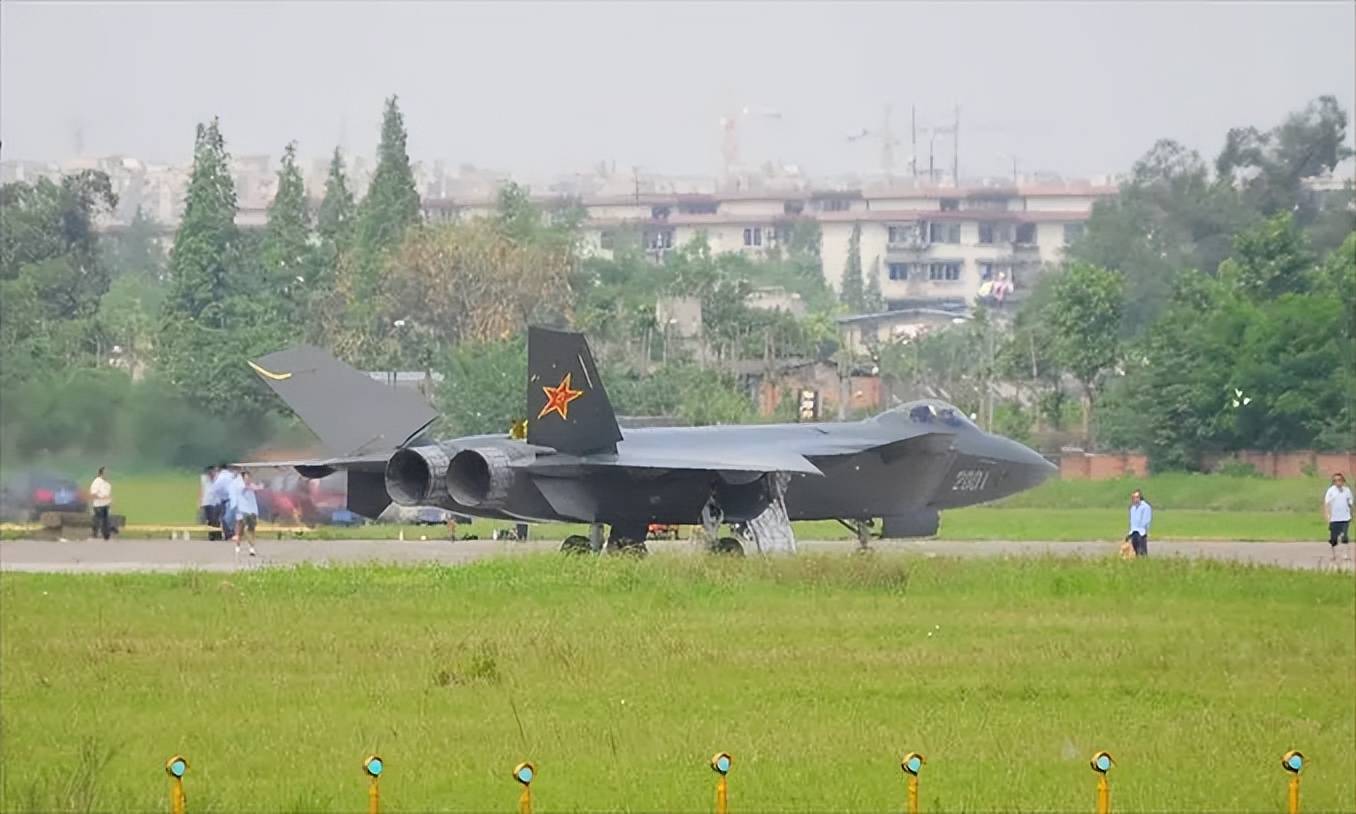 皇冠会员如何申请_中航官宣:歼-20S具备对地、对海打击能力皇冠会员如何申请,可与无人机协同作战!